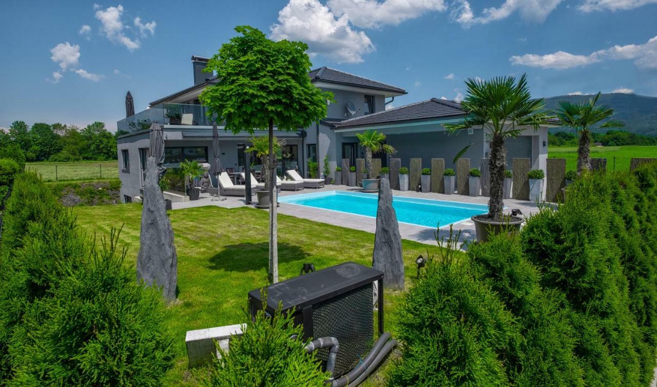 Luxurioese Penthaus Wohnung Anif Luaran gambar
